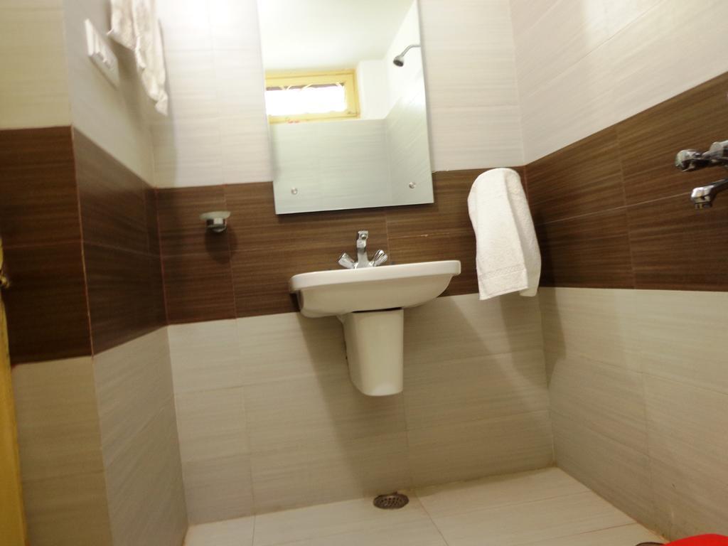 Hotel Lumbini International Bodh Gaya Exterior foto